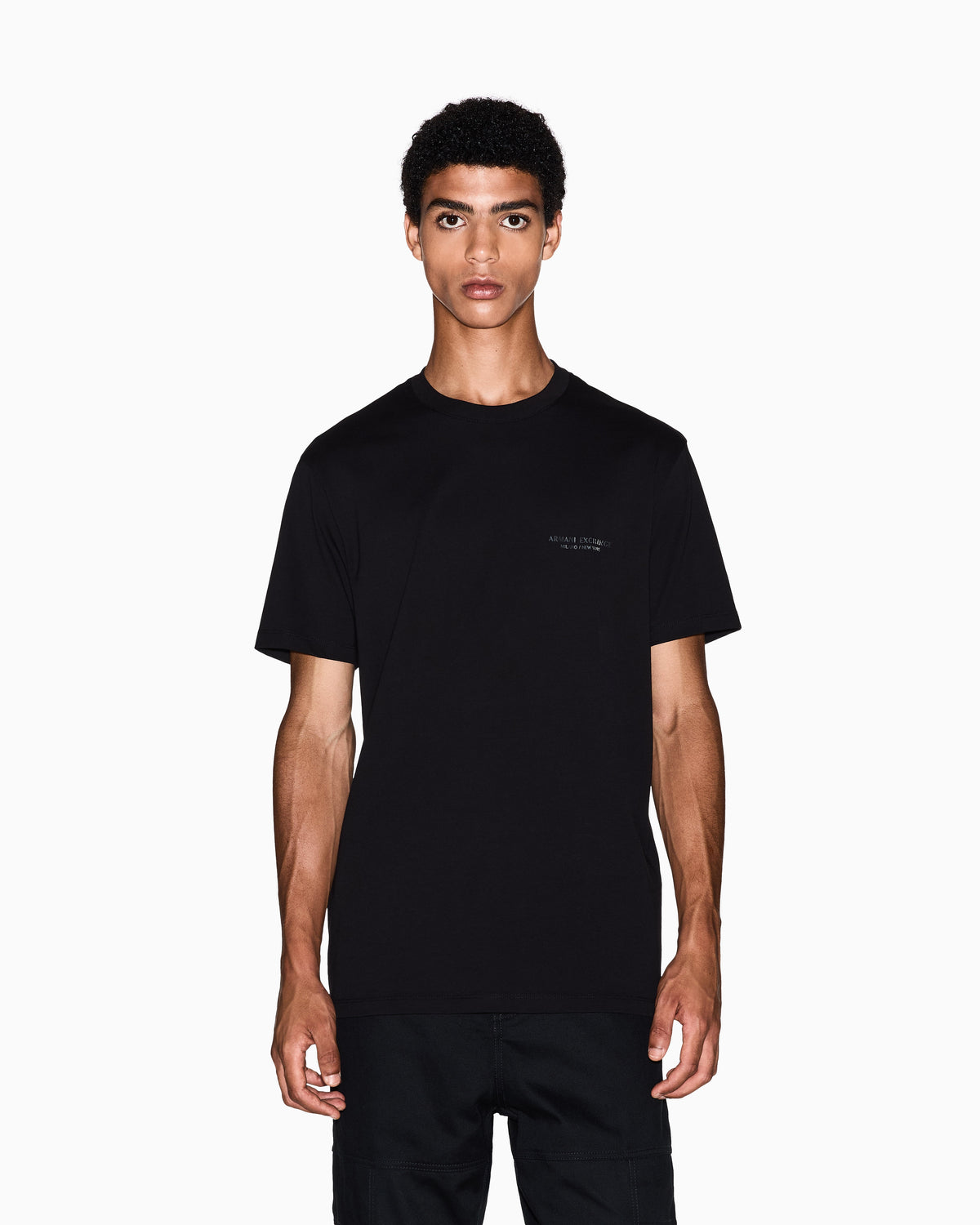 ARMANI EXCHANGE T-SHIRT WITH A CHEST LOGO ESSENTIAL