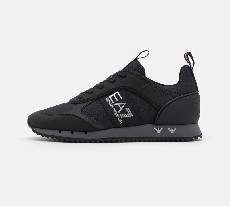 EA7 Sneakers